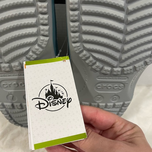 *NEW* Crocs Disney Parks Mickey Mouse tie-dye Blue Adult w/ Jibbitz UNISEX - Picture 9 of 13